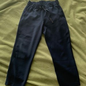 Lululemon on fly joggers (size 4)